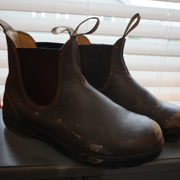 blundstone walnut